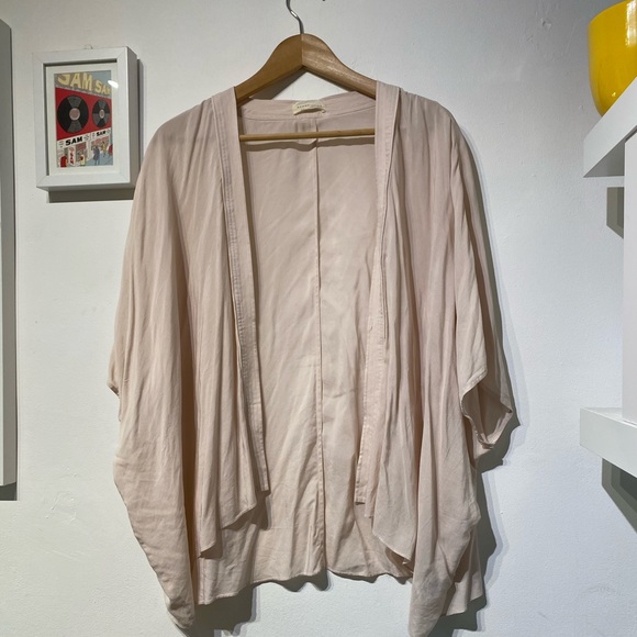 Aritzia Azure Skies Kimono - Picture 11 of 11